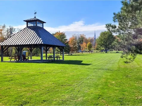 86 North Road Westford VT 05494