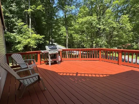 86 North Road Westford VT 05494