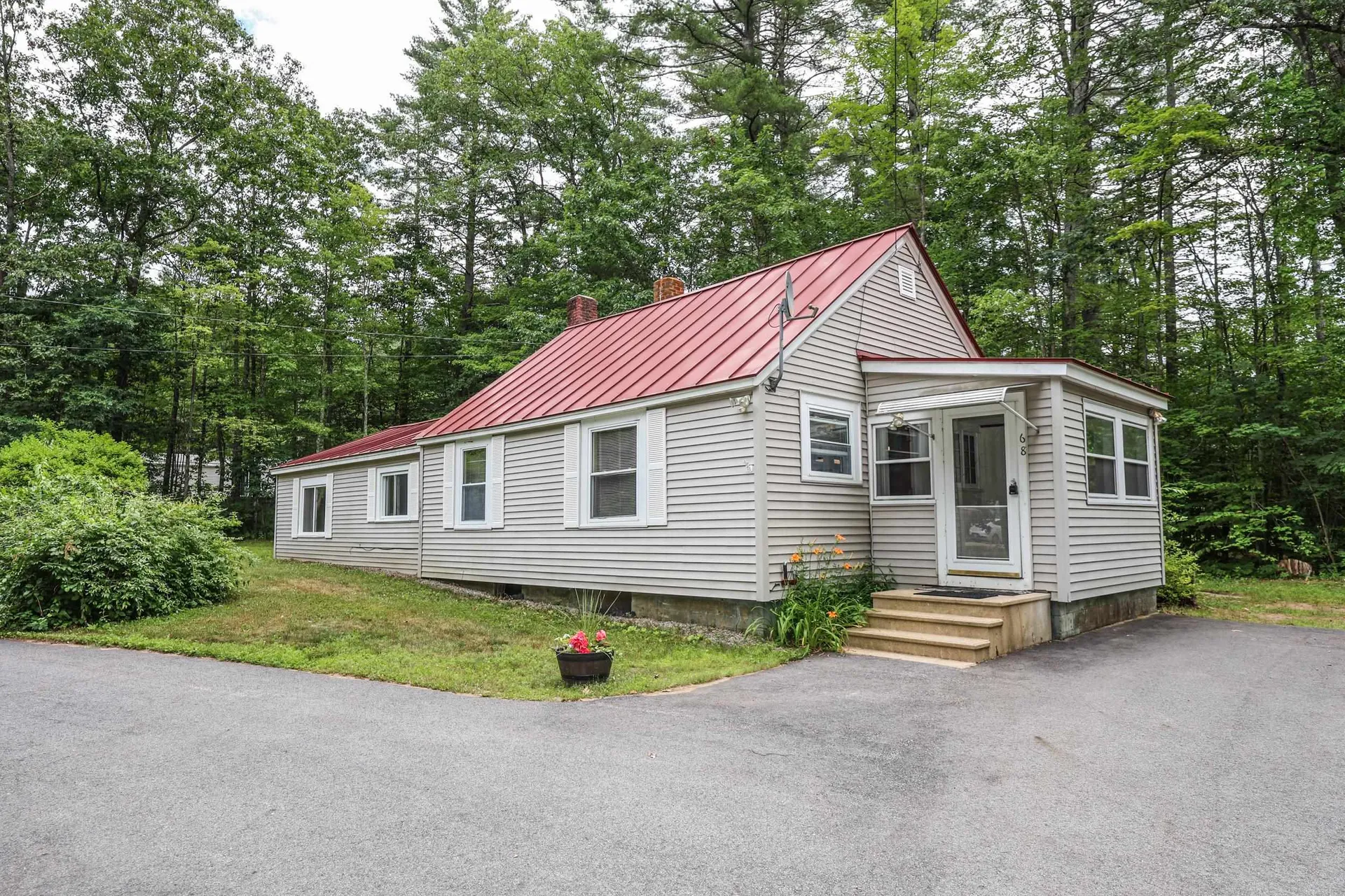 68 Robin Street Franklin NH 03235