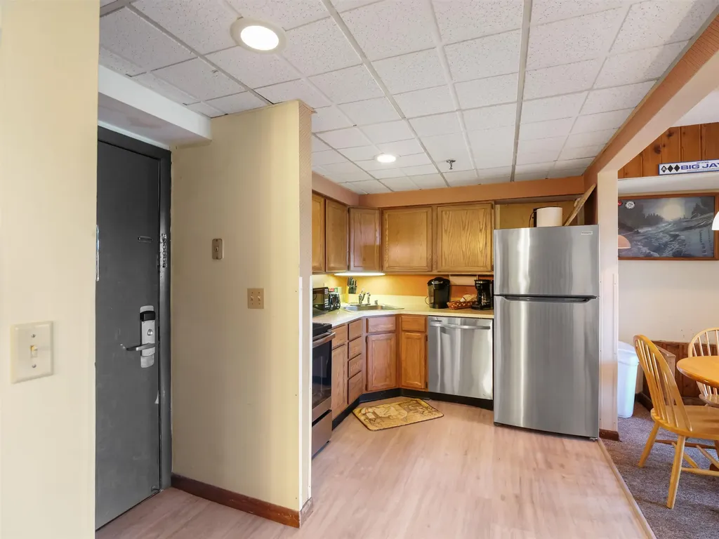 137 East Mountain Road Killington VT 05751