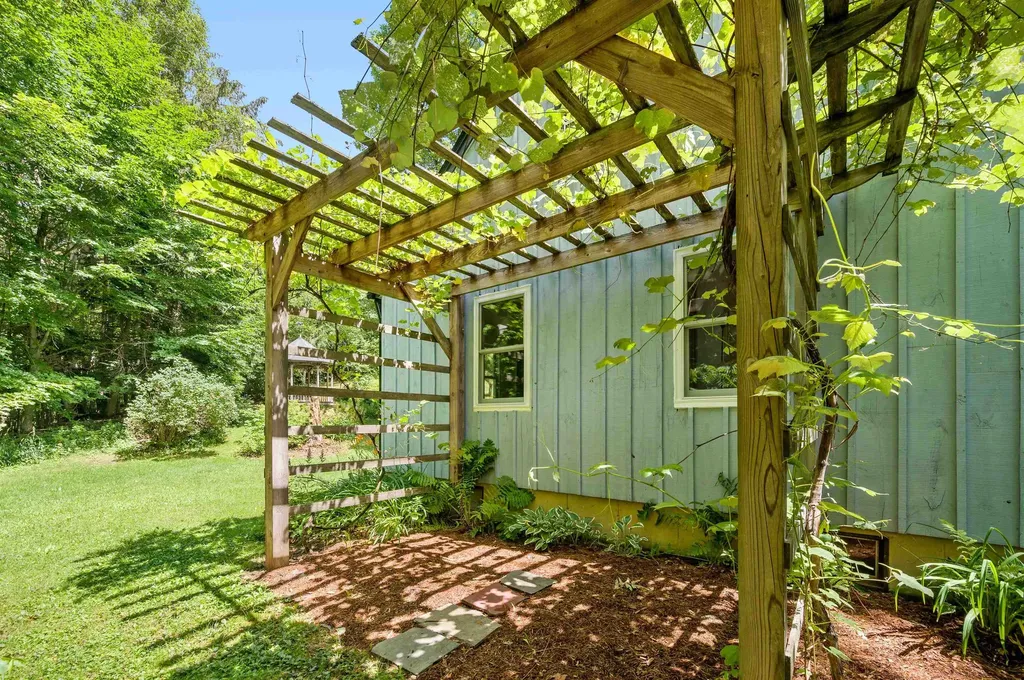 81 American Chestnut Way Berlin VT 05602