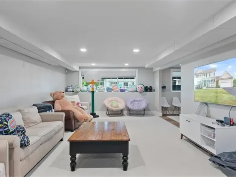 34 Royal Drive South Burlington VT 05403