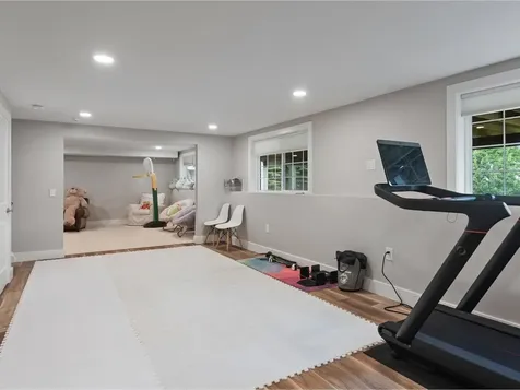 34 Royal Drive South Burlington VT 05403