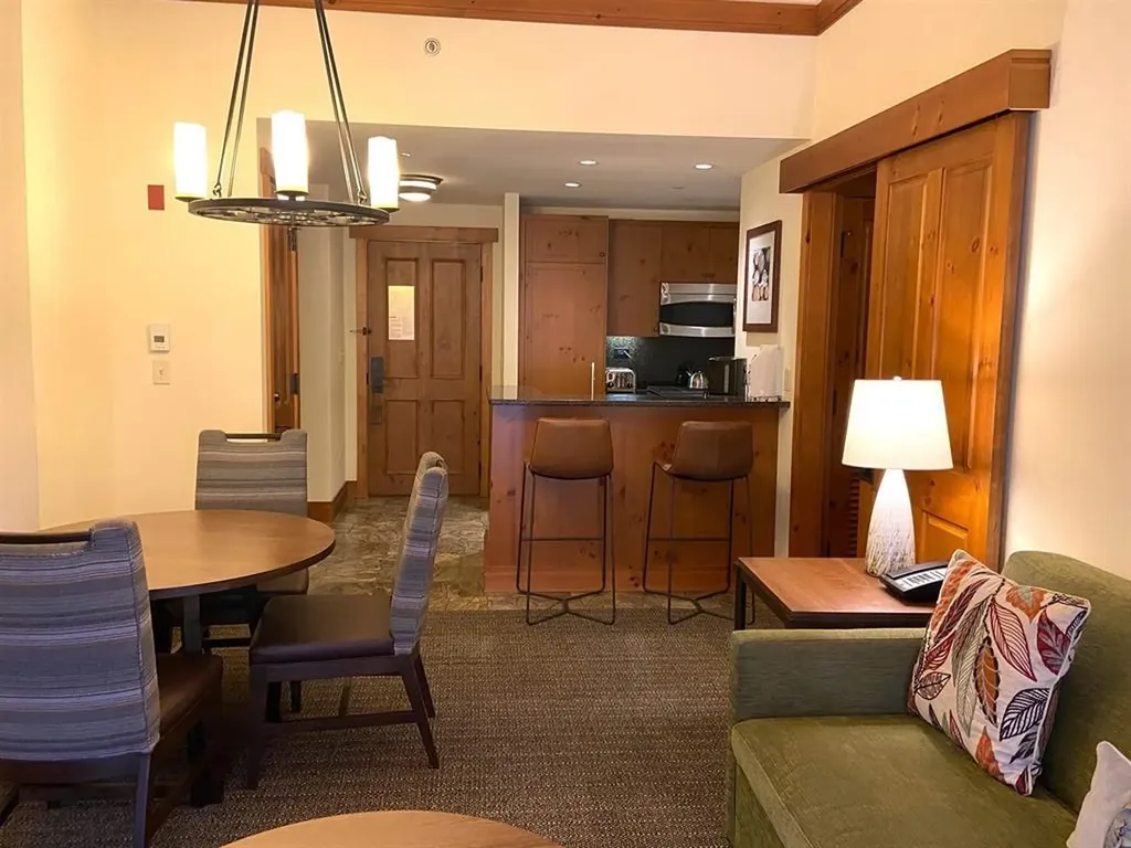 7412 Mountain Road Stowe VT 05672