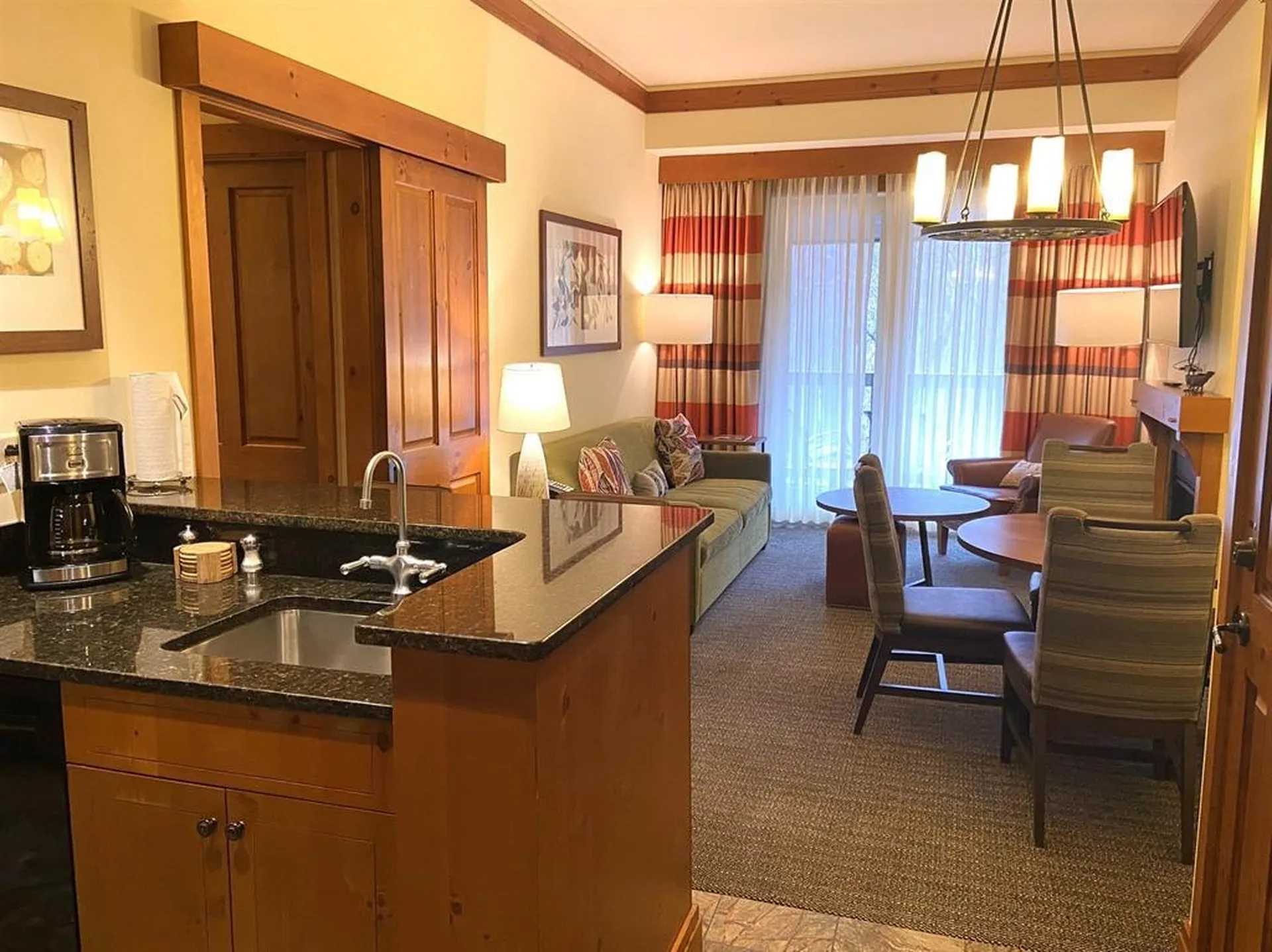 7412 Mountain Road Stowe VT 05672