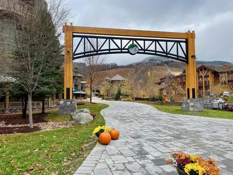 7412 Mountain Road Stowe VT 05672