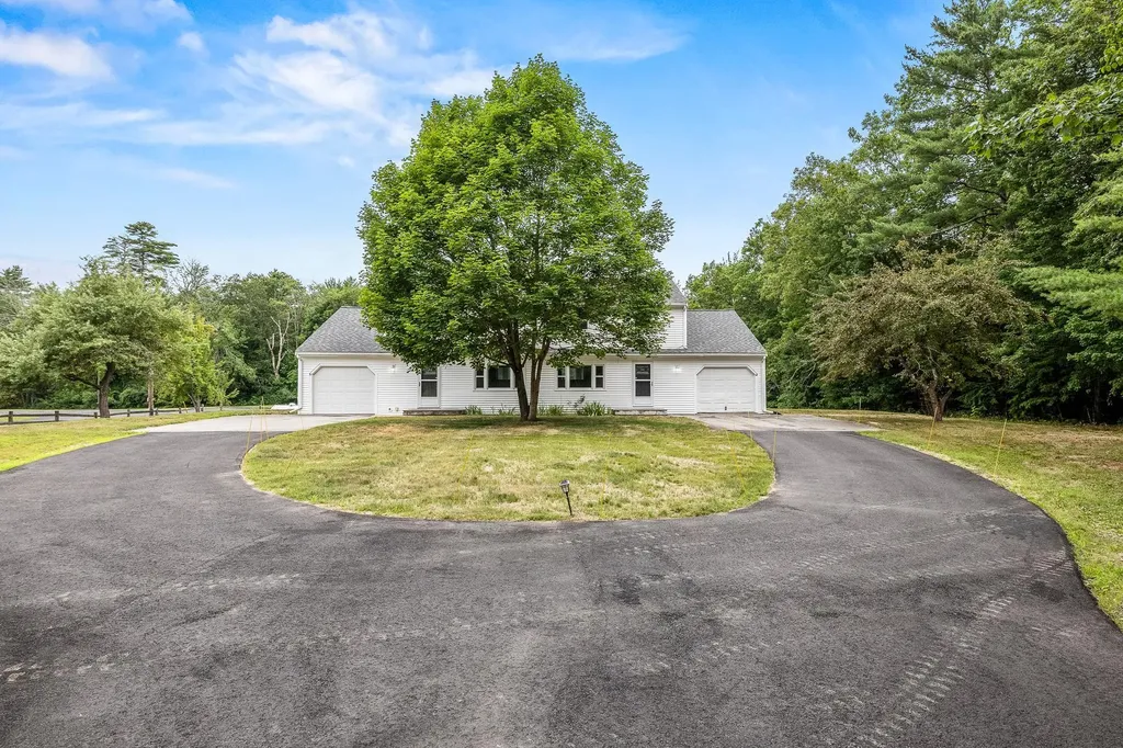 284 Eastern Avenue Rochester NH 03867