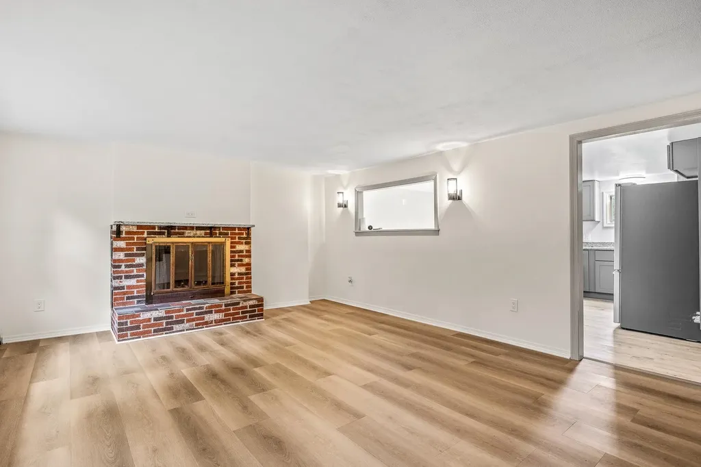 284 Eastern Avenue Rochester NH 03867