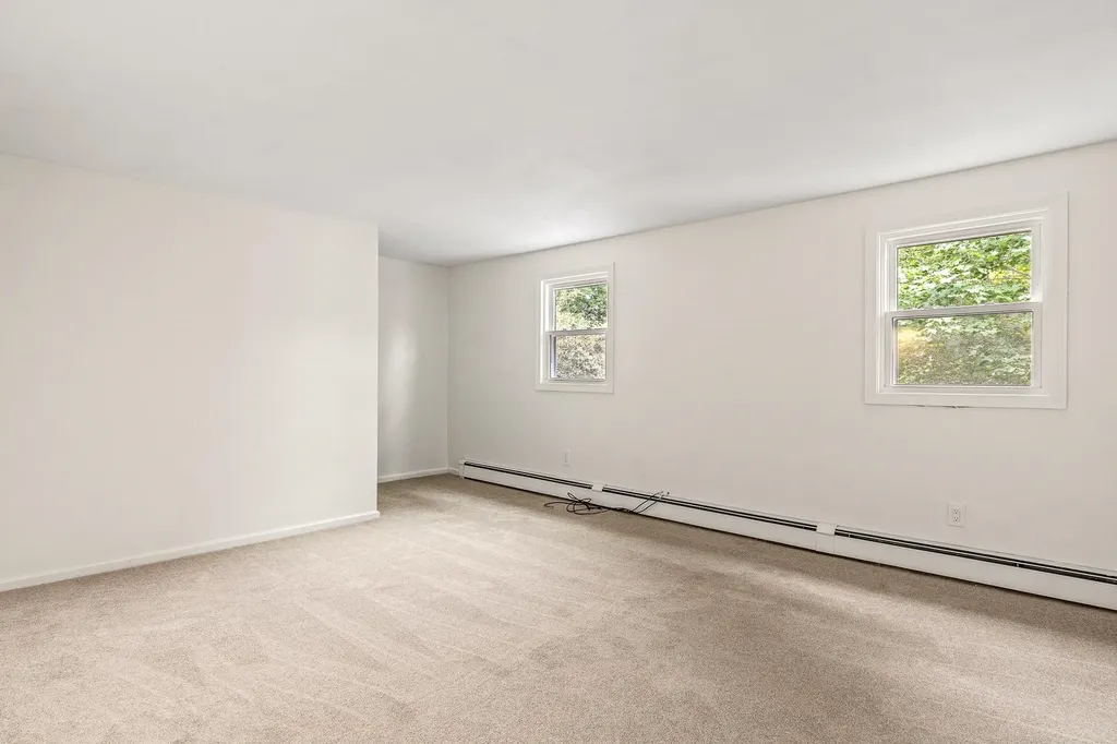 284 Eastern Avenue Rochester NH 03867