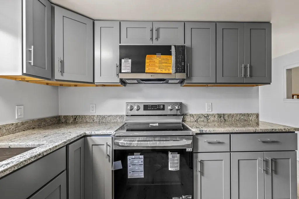 284 Eastern Avenue Rochester NH 03867