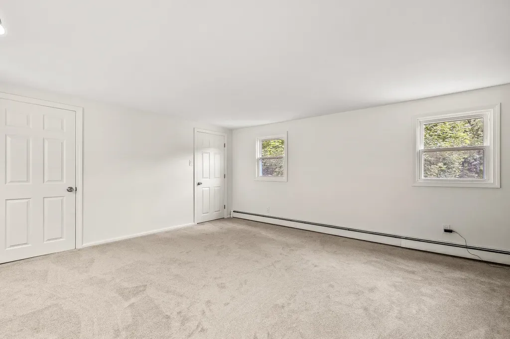 284 Eastern Avenue Rochester NH 03867