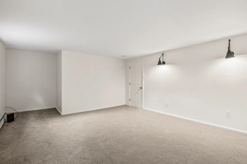 284 Eastern Avenue Rochester NH 03867