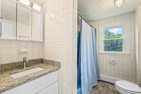 284 Eastern Avenue Rochester NH 03867