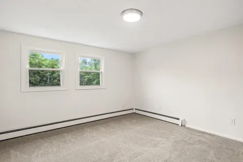 284 Eastern Avenue Rochester NH 03867