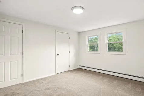 284 Eastern Avenue Rochester NH 03867