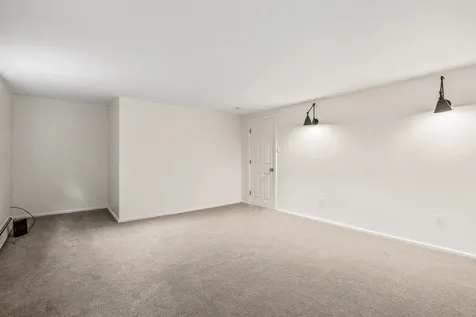 284 Eastern Avenue Rochester NH 03867