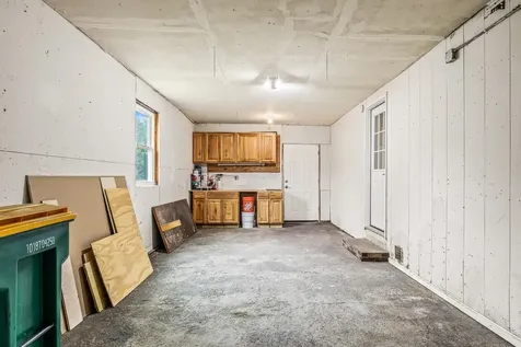 284 Eastern Avenue Rochester NH 03867