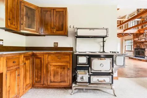 442 Olde Farms Road Grantham NH 03753