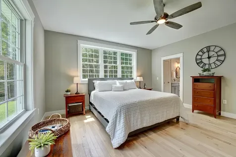 127 Exeter Road North Hampton NH 03862