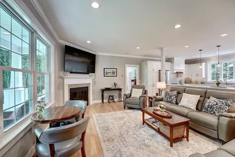127 Exeter Road North Hampton NH 03862