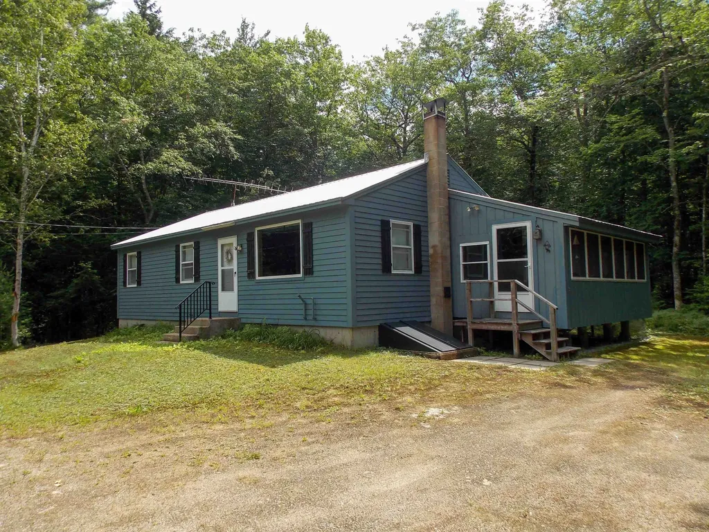 2584 Nh Route 16 Highway Albany NH 03818-7426