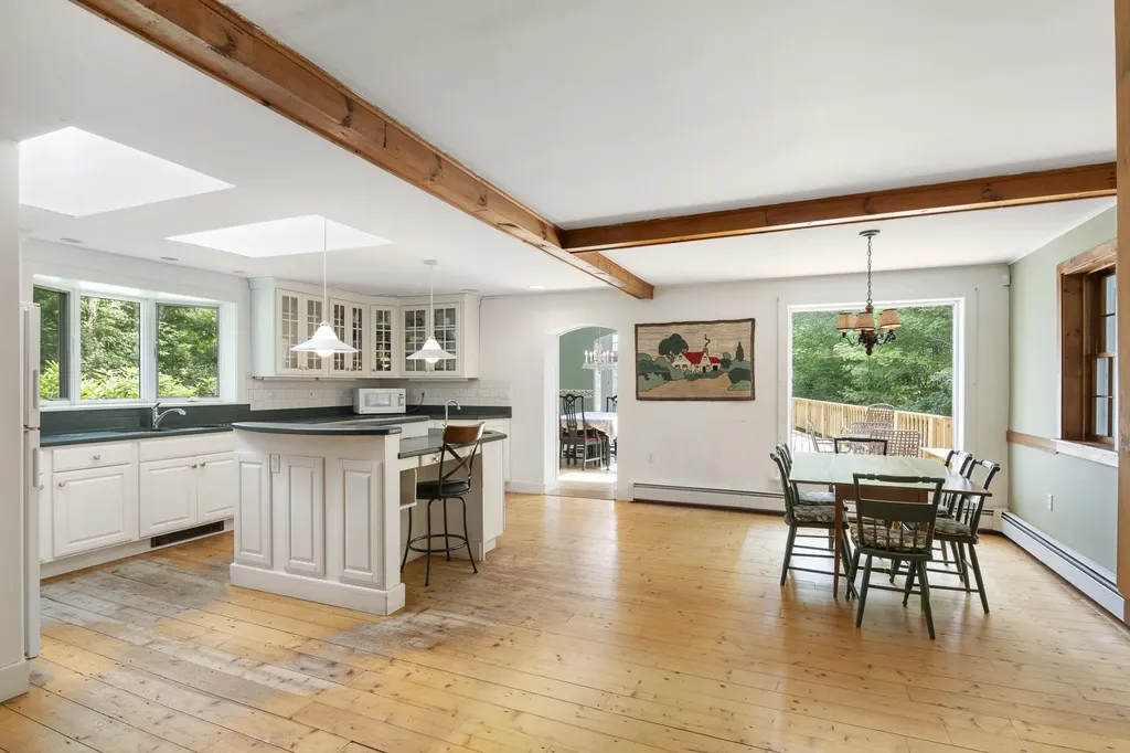 1194 Ames Hill Road Brattleboro VT 05301