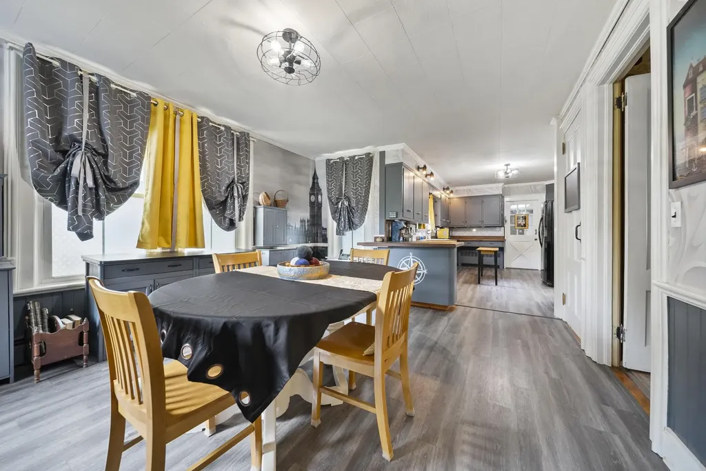 37 Park Street Newport NH 03773