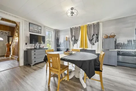 37 Park Street Newport NH 03773