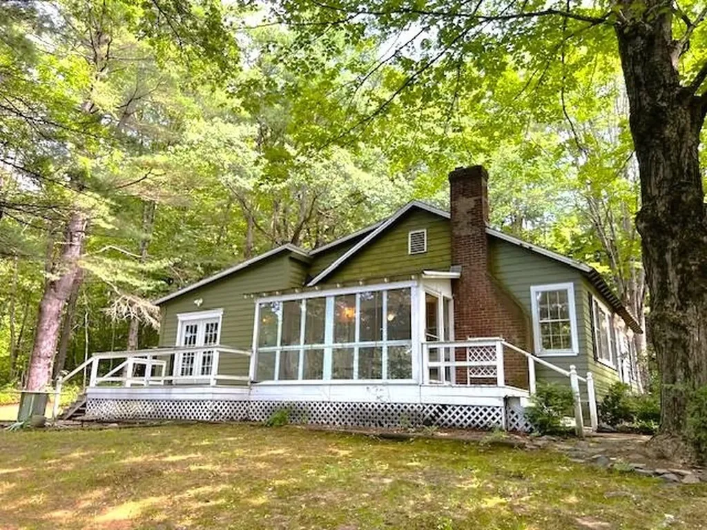 23 Bittersweet Lane Chesterfield NH 03466
