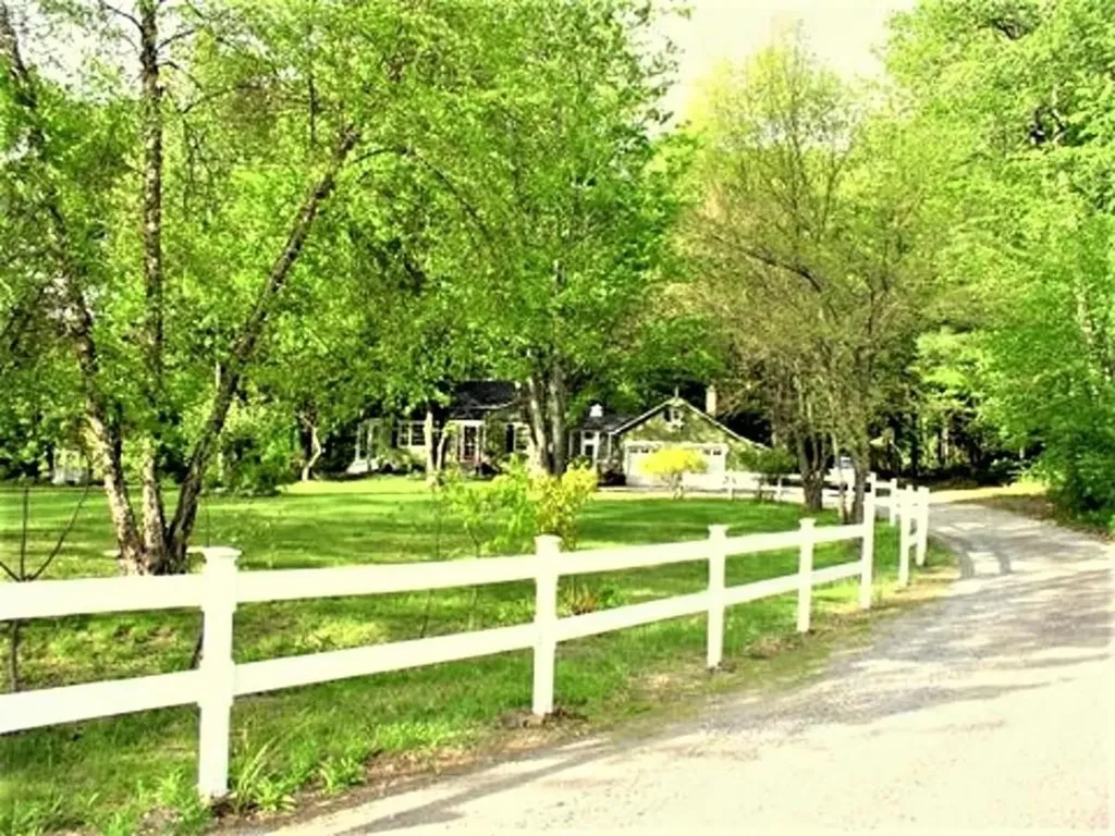 23 Bittersweet Lane Chesterfield NH 03466
