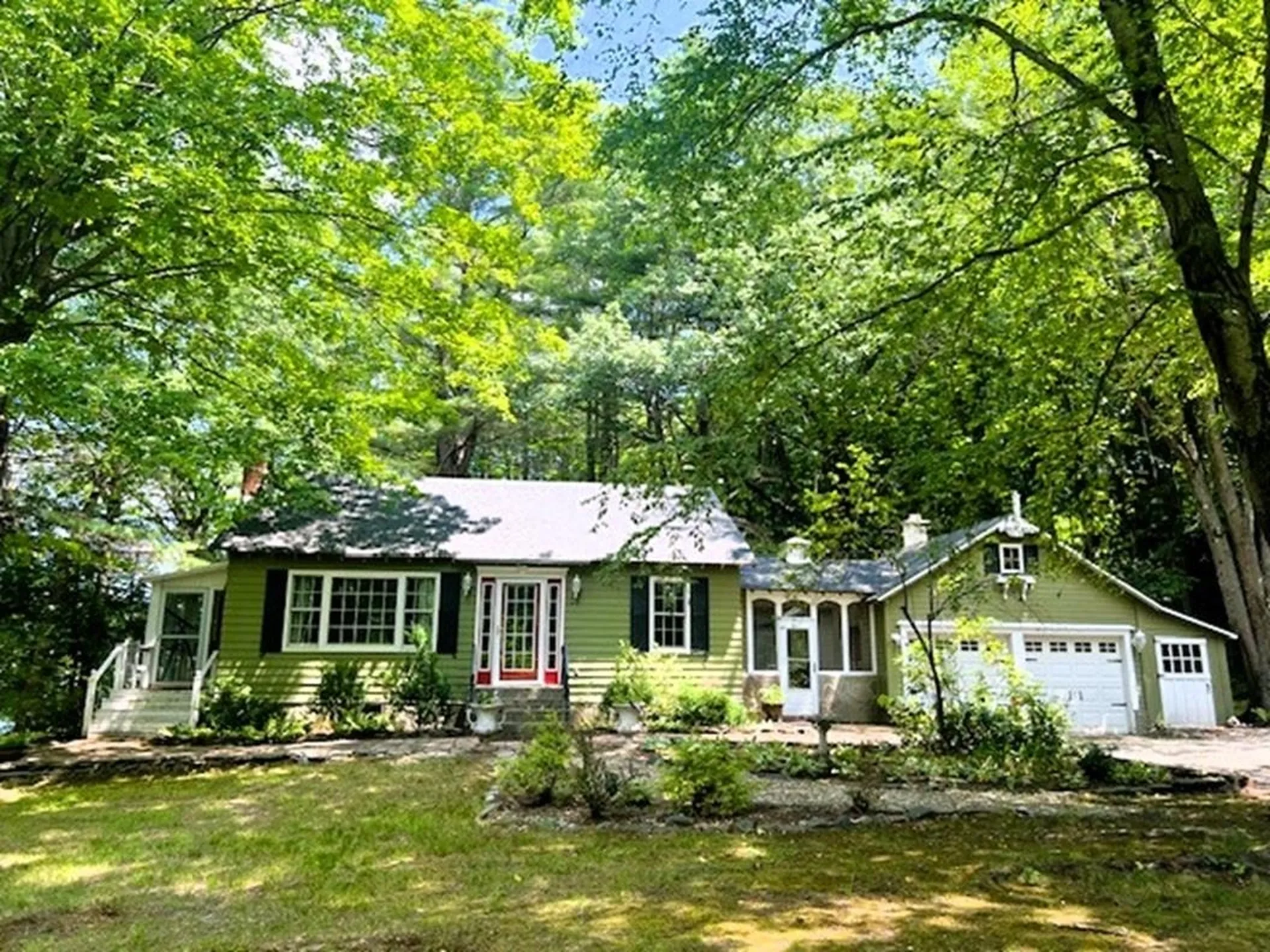 23 Bittersweet Lane Chesterfield NH 03466