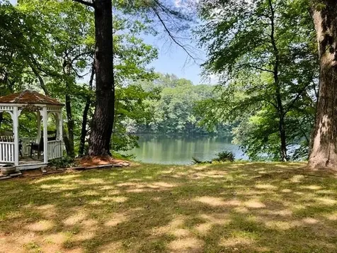 23 Bittersweet Lane Chesterfield NH 03466