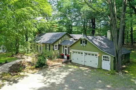 23 Bittersweet Lane Chesterfield NH 03466