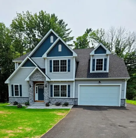 28 Auburn Road Hooksett NH 03106