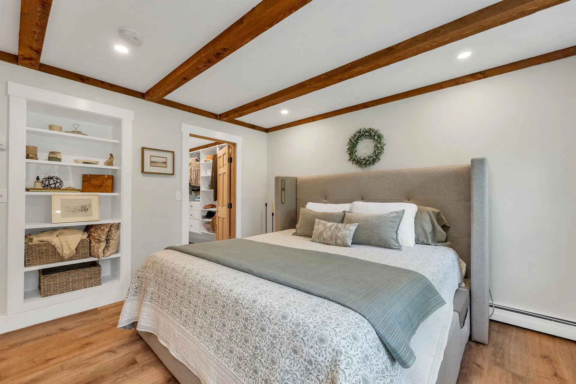 31 Friar Tuck Way Wolfeboro NH 03894