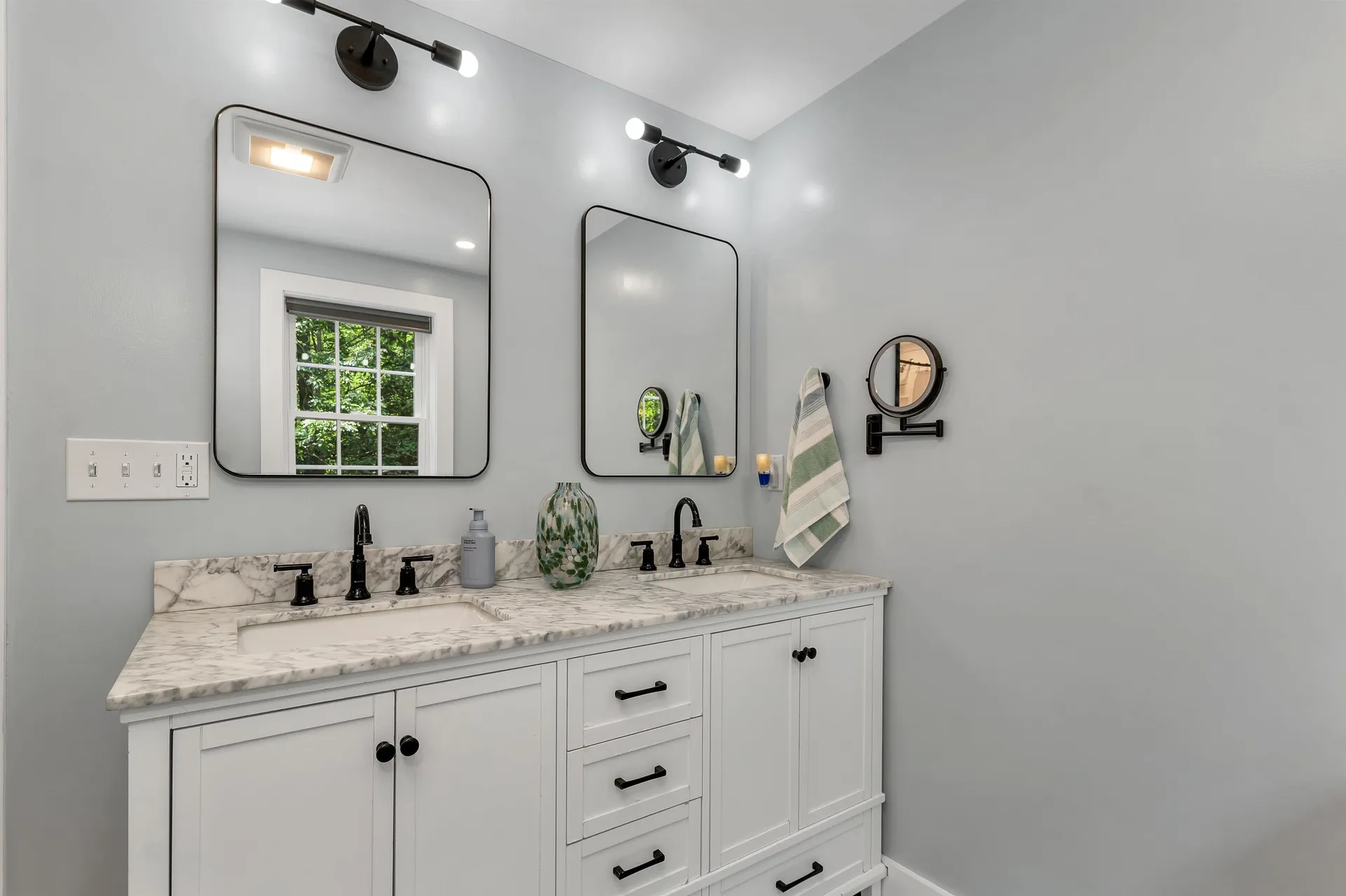 31 Friar Tuck Way Wolfeboro NH 03894