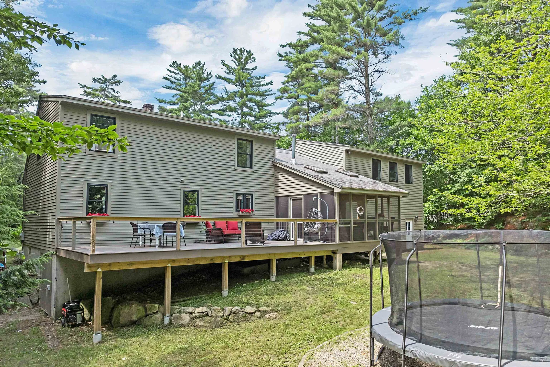 31 Friar Tuck Way Wolfeboro NH 03894