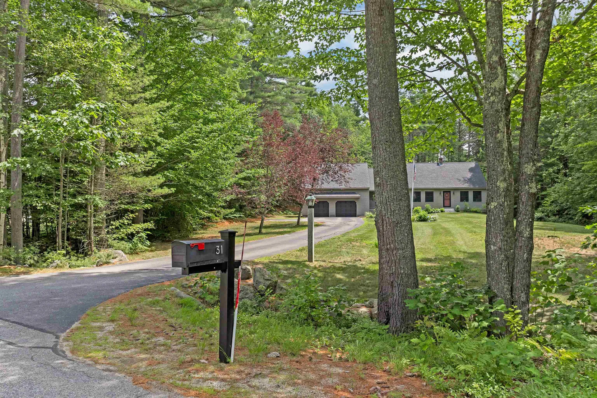 31 Friar Tuck Way Wolfeboro NH 03894