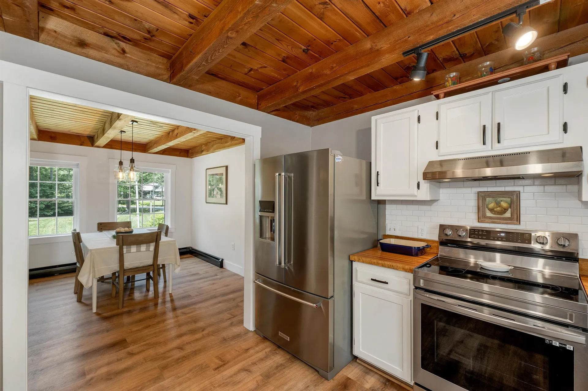 31 Friar Tuck Way Wolfeboro NH 03894