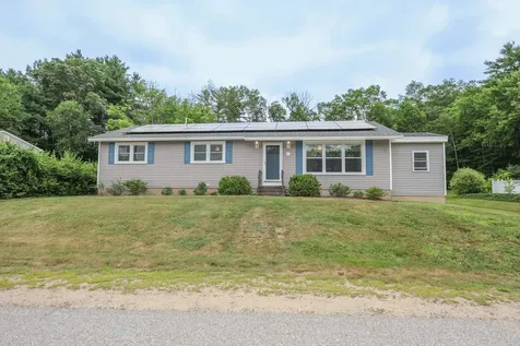 6 Whitehall Terrace Hooksett NH 03106