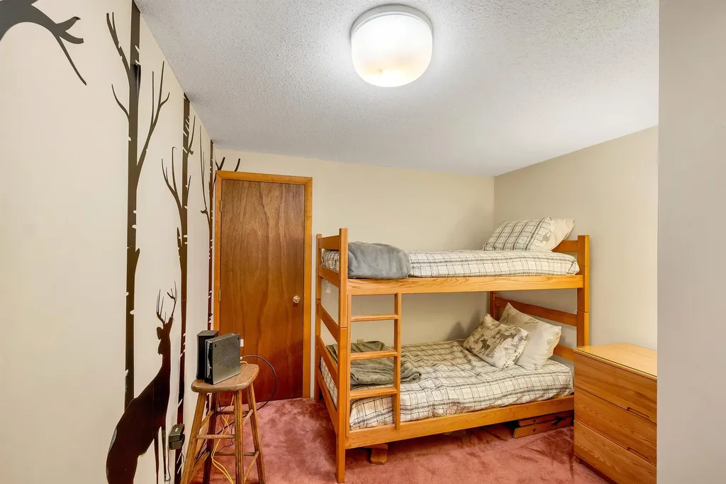 74 Richardson Trail Campton NH 03223