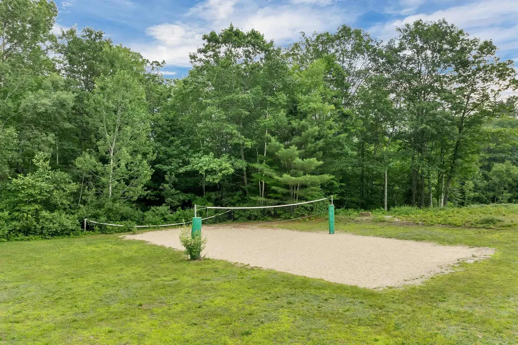 74 Richardson Trail Campton NH 03223