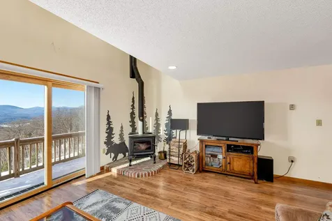 74 Richardson Trail Campton NH 03223