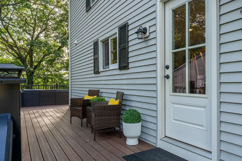 16 Charles Street Keene NH 03431