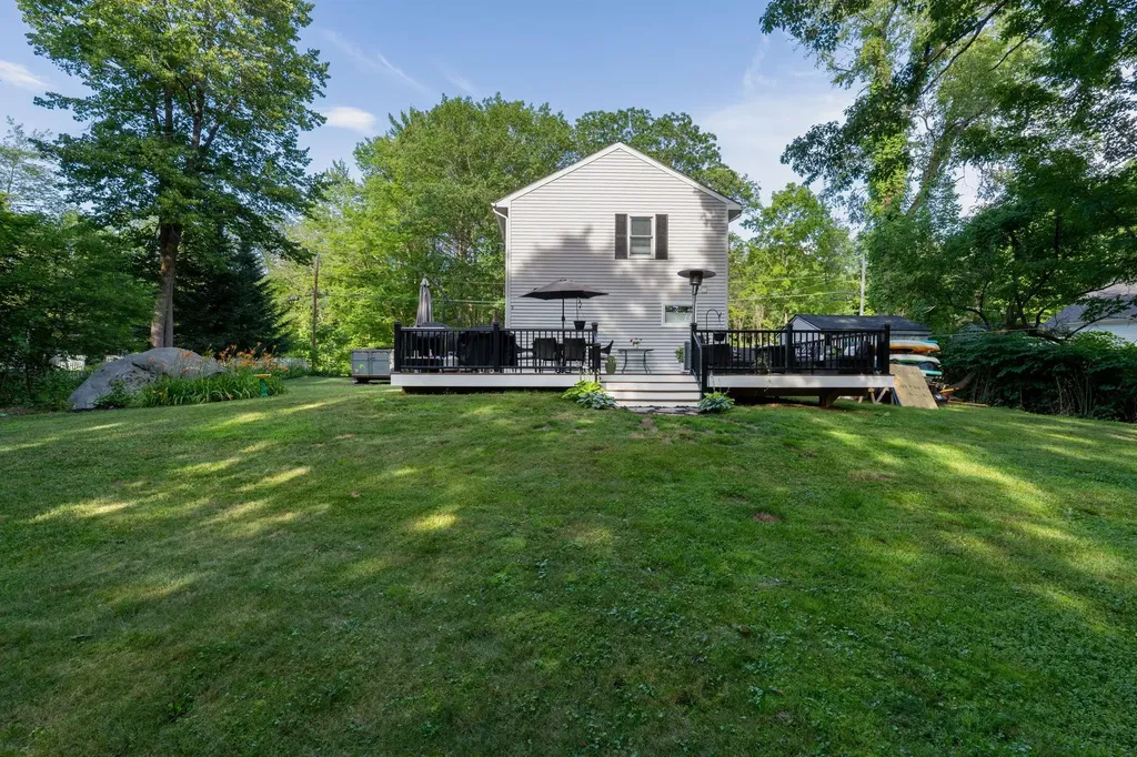 16 Charles Street Keene NH 03431