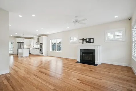 4 Thistle Circle Epping NH 03042