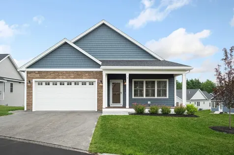 4 Thistle Circle Epping NH 03042