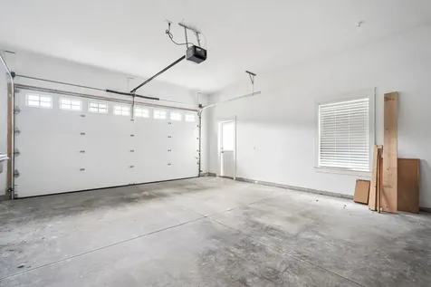4 Thistle Circle Epping NH 03042