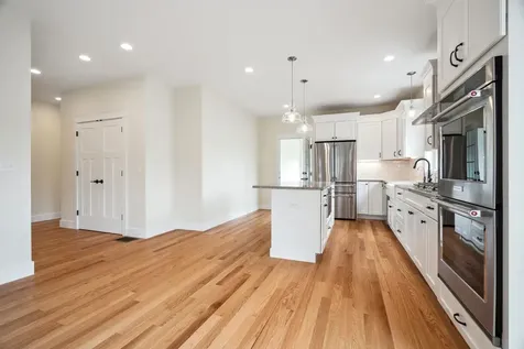 4 Thistle Circle Epping NH 03042