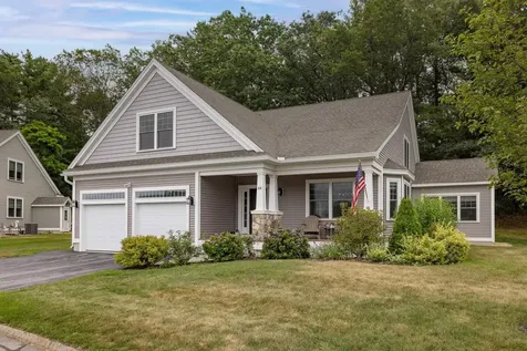 64 Boxwood Path Greenland NH 03840